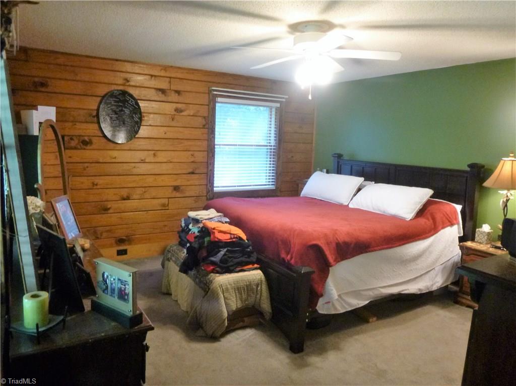 3057 Pierce Meadow Road Denton, NC 27239 - Photo 11 of 25 Master bedroom