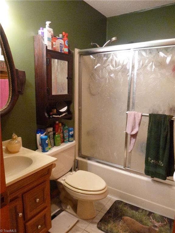 3057 Pierce Meadow Road Denton, NC 27239 - Photo 14 of 25 Master bathroom