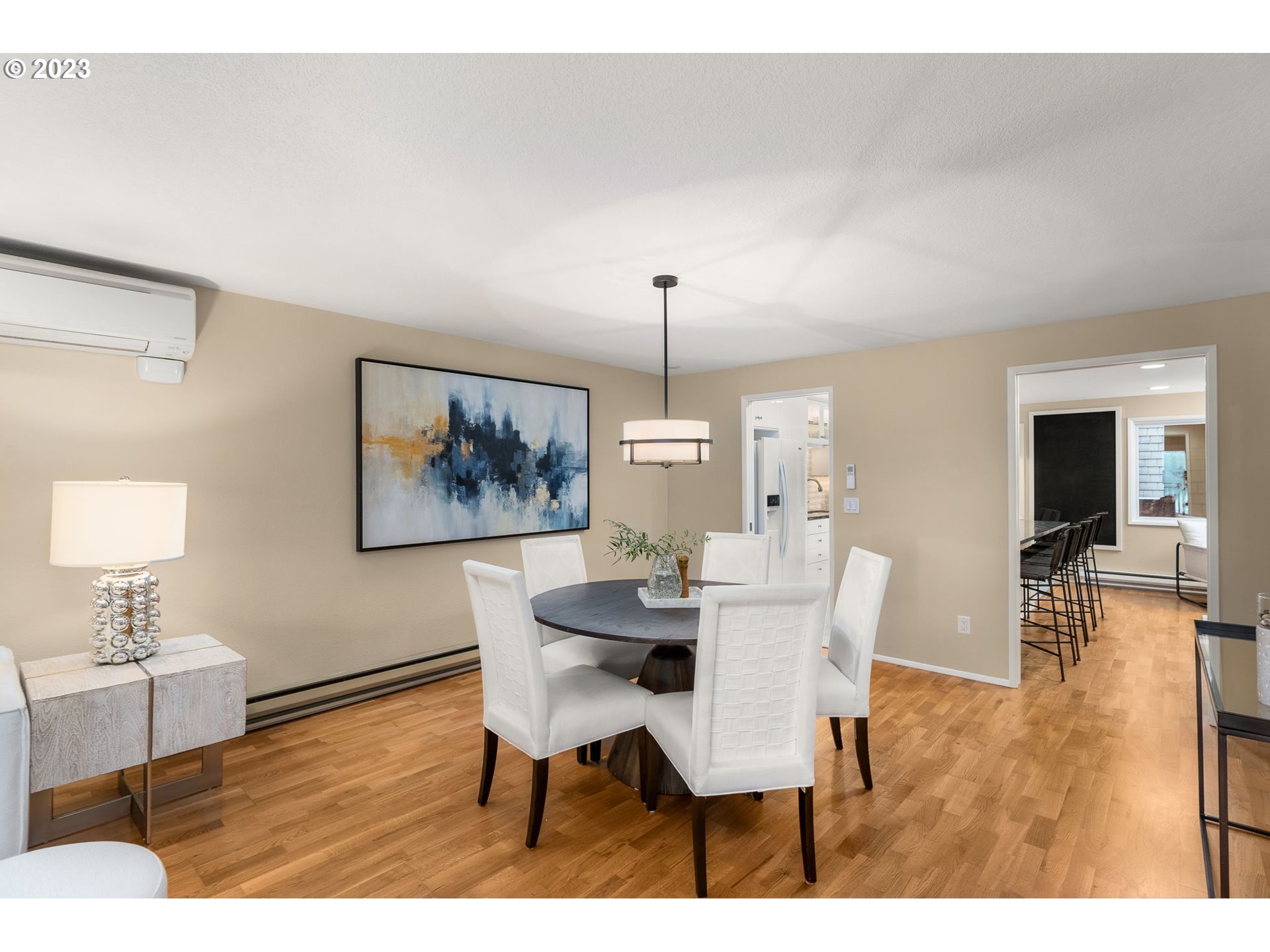 5630 South Riverside Lane, Unit 17 Portland, OR 97239 - Photo 11 of 32 Gallery Image 11