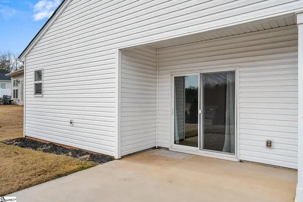 $299,900 | 501 Baycraft Lane, Simpsonville, SC 29681