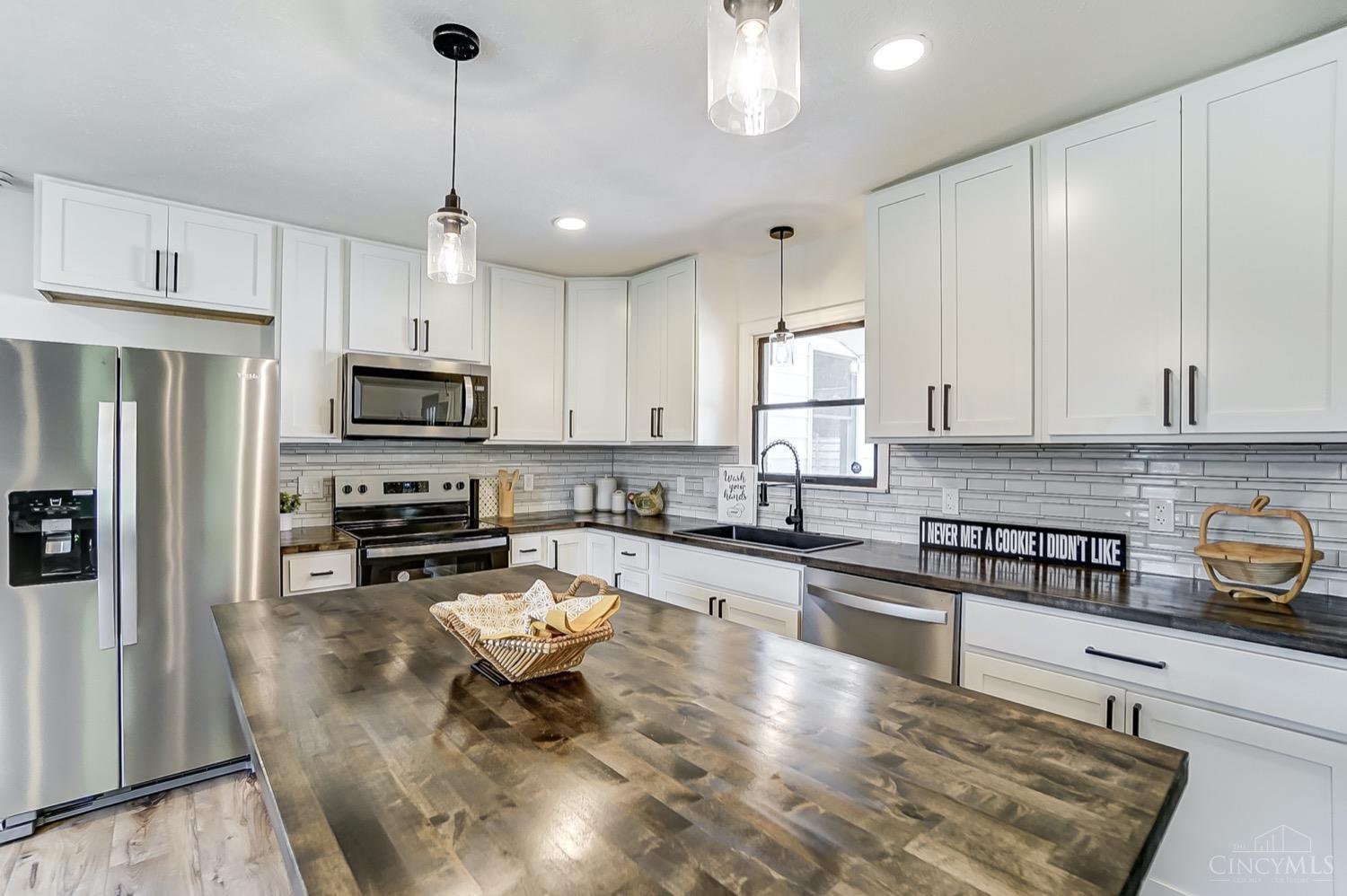 614 West Kemper Road Springdale, OH 45246 - Photo 12 of 45