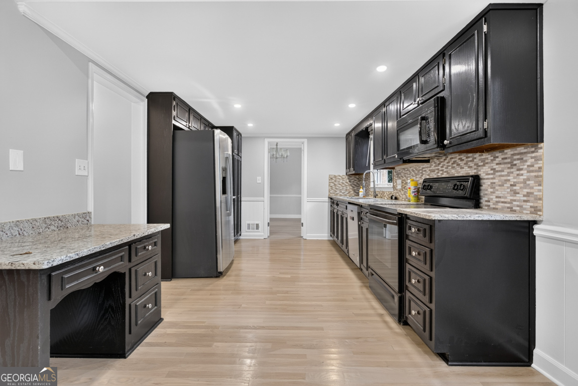 4854 Springfield Drive Dunwoody, GA 30338 - Photo 17 of 64