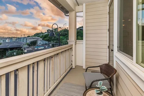 $925,000 | 1115 Sea Glass Way, Oceanside, CA 92054