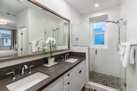 $925,000 | 1115 Sea Glass Way, Oceanside, CA 92054