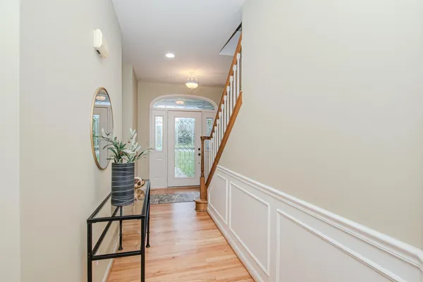 $799,900 | 9640 Cambridge Drive, Saline, MI 48176