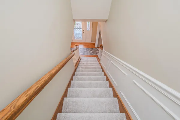 $799,900 | 9640 Cambridge Drive, Saline, MI 48176