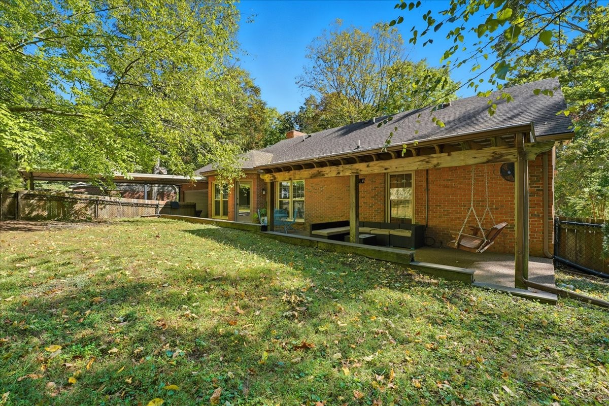 104 Kemper Court Springfield, TN 37172 - Photo 34 of 40 a view of a house with backyard and garden