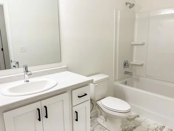 $469,999 | 2832 74th Avenue South, Fargo, ND 58104