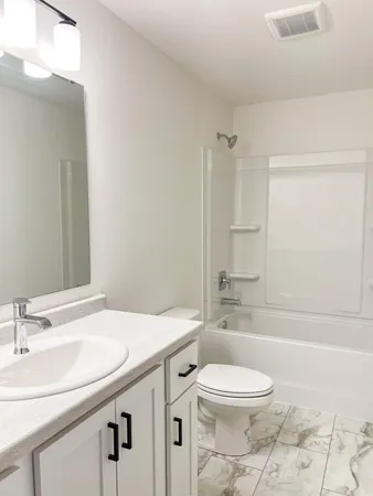$469,999 | 2832 74th Avenue South, Fargo, ND 58104