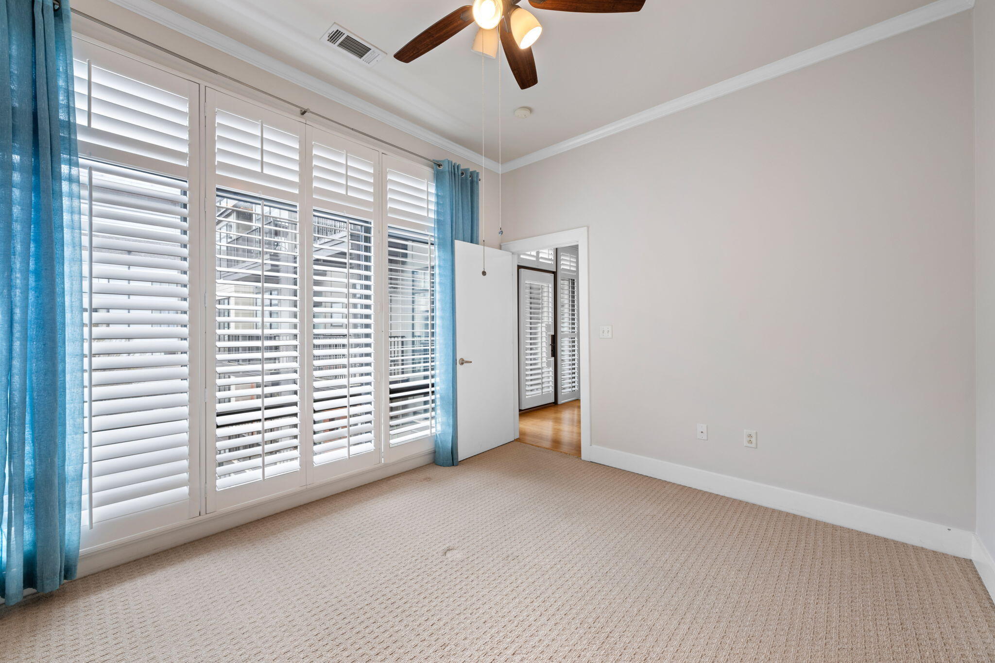 129 Walnut Street, Unit 304 Chattanooga, TN 37403 - Photo 14 of 40 9-web-or-mls-DSC_0193