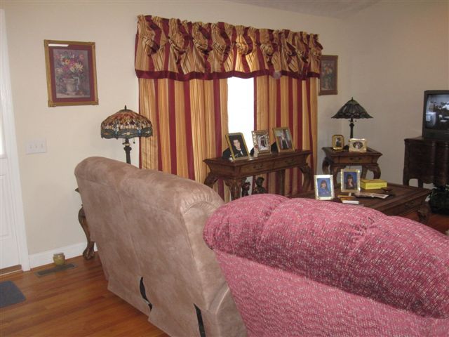 165 Bernard Road Rocky Mount, VA 24151 - Photo 3 of 36 Living Room