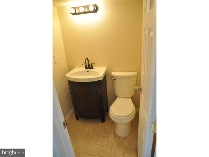 1342 Harris Road Dresher, PA 19025 - Photo 8 of 20 Gallery Image 8