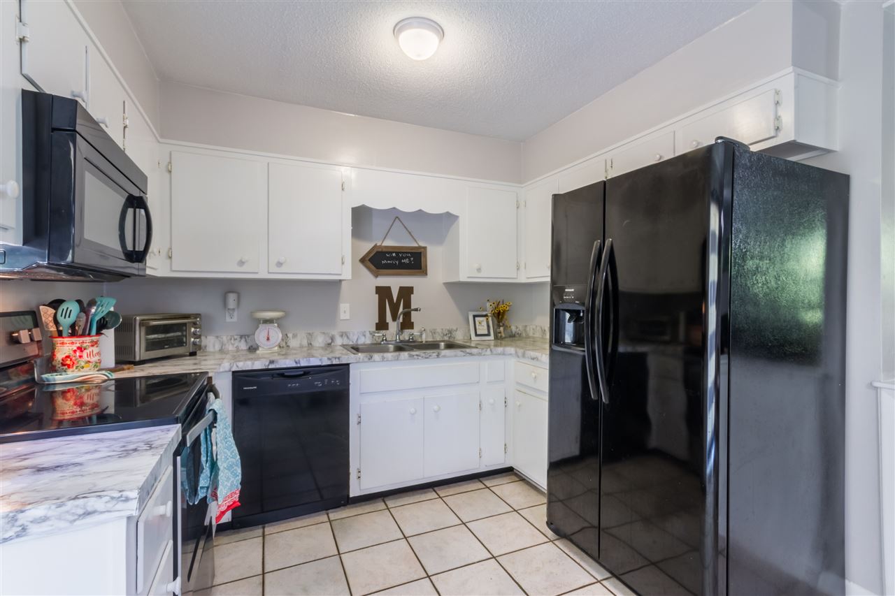 422 West Section Avenue Foley, AL 36535 - Photo 8 of 22