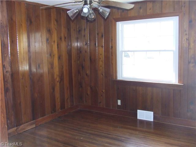 416 Dublin Road Asheboro, NC 27203 - Photo 10 of 14 3rd Bedroom.