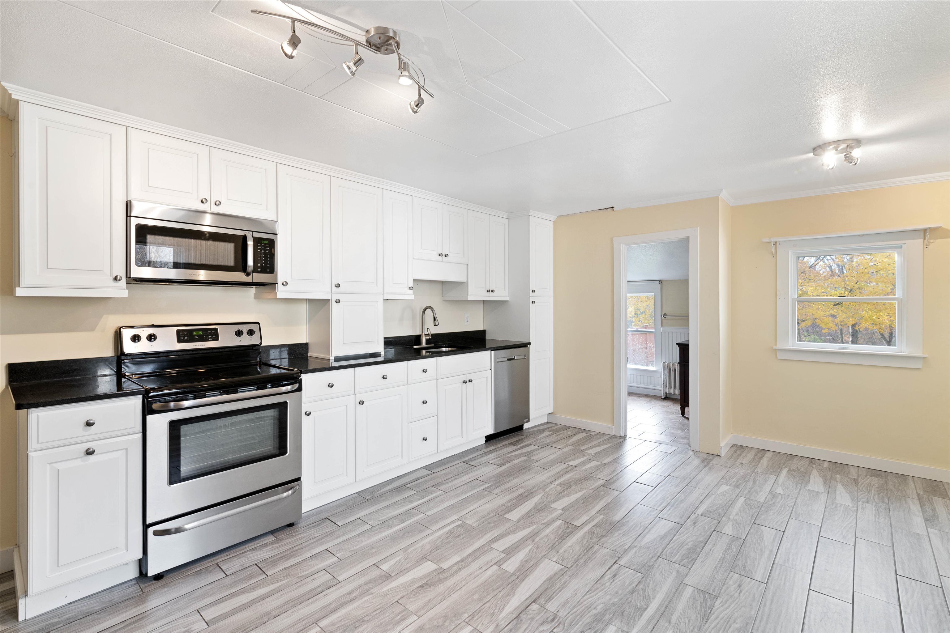 5-7 Myrtle Street Exeter, NH 03833 - Photo 13 of 25 Gallery Image 13