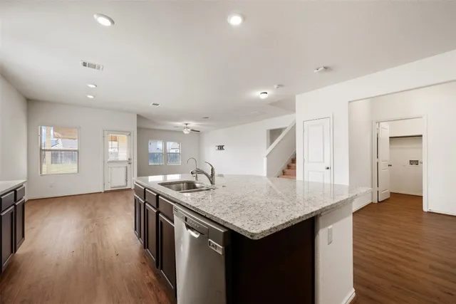 $400,000 | 160 Copper Lane, Kyle, TX 78640