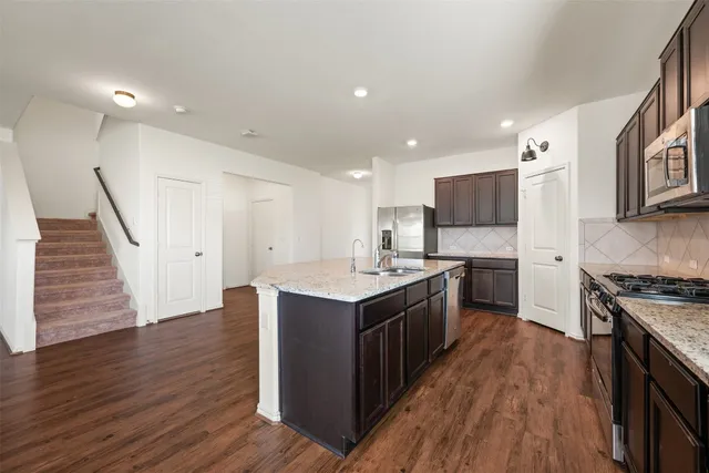 $400,000 | 160 Copper Lane, Kyle, TX 78640