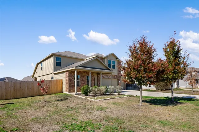 $400,000 | 160 Copper Lane, Kyle, TX 78640