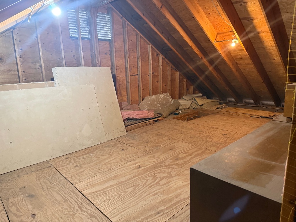 106 Redbud Drive Spicewood, TX 78669 - Photo 28 of 35 a view of small space