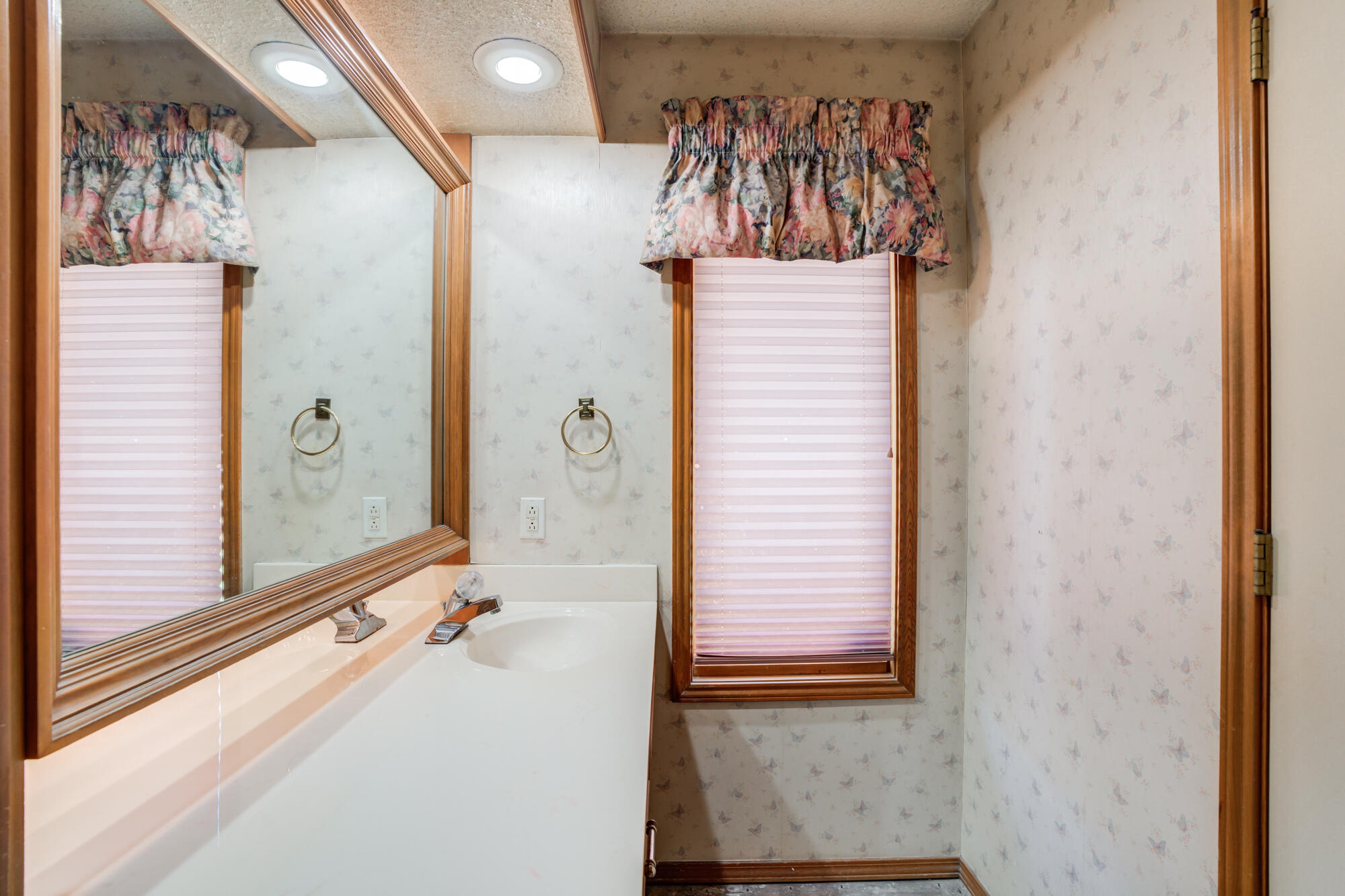 5820 80th Street Lubbock, TX 79424 - Photo 33 of 43 DSC02335_6_7_8_9