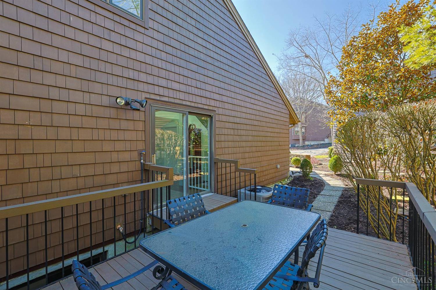 14 Spring Knoll Drive Cincinnati, OH 45227 - Photo 34 of 38