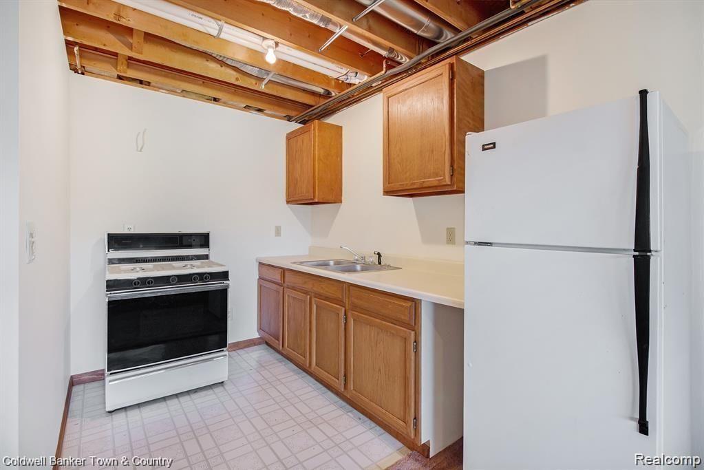 6641 Winans Lake Road Brighton, MI 48116 - Photo 20 of 29 GetMedia-19.jpg