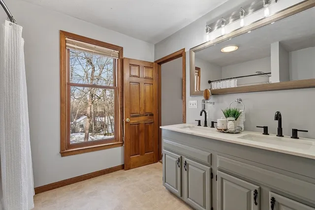 $525,000 | 5 Partridge Hill Road, Westminster, MA 01473