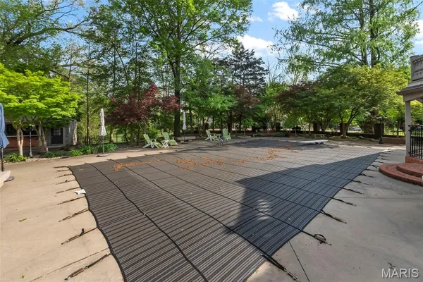 $1,100,000 | 912 Karau Lane, Cape Girardeau, MO 63701