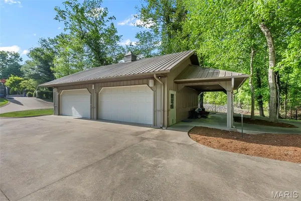 $1,100,000 | 912 Karau Lane, Cape Girardeau, MO 63701