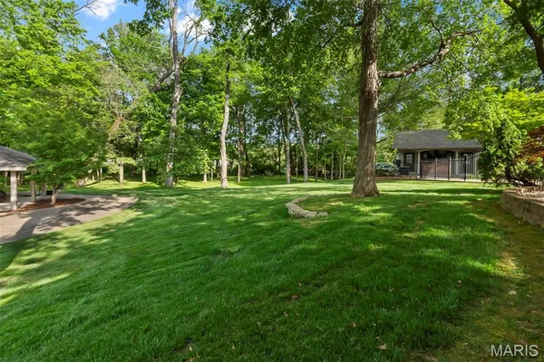$1,100,000 | 912 Karau Lane, Cape Girardeau, MO 63701