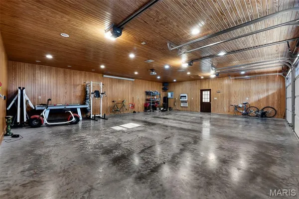 $1,100,000 | 912 Karau Lane, Cape Girardeau, MO 63701