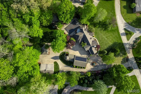 $1,100,000 | 912 Karau Lane, Cape Girardeau, MO 63701