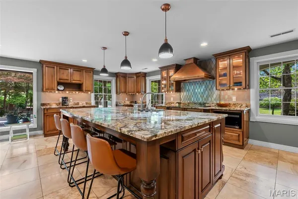 $1,100,000 | 912 Karau Lane, Cape Girardeau, MO 63701