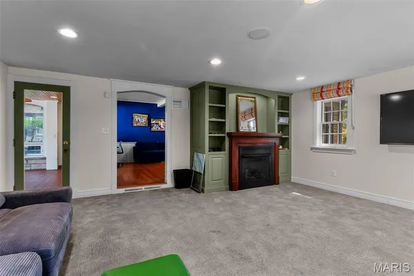 $1,100,000 | 912 Karau Lane, Cape Girardeau, MO 63701