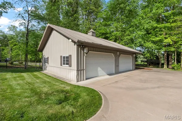 $1,100,000 | 912 Karau Lane, Cape Girardeau, MO 63701