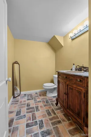 $1,100,000 | 912 Karau Lane, Cape Girardeau, MO 63701