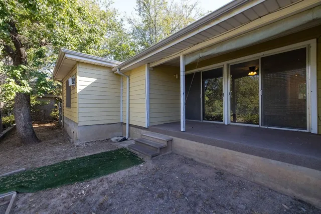 $950,000 | 2326 Hartford Road, Austin, TX 78703