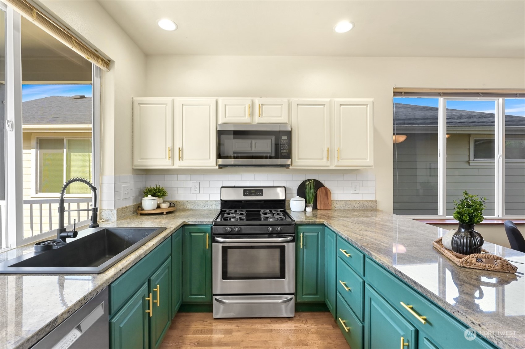 2083 Roxy Loop Ferndale, WA 98248 - Photo 12 of 37 Gallery Image 12