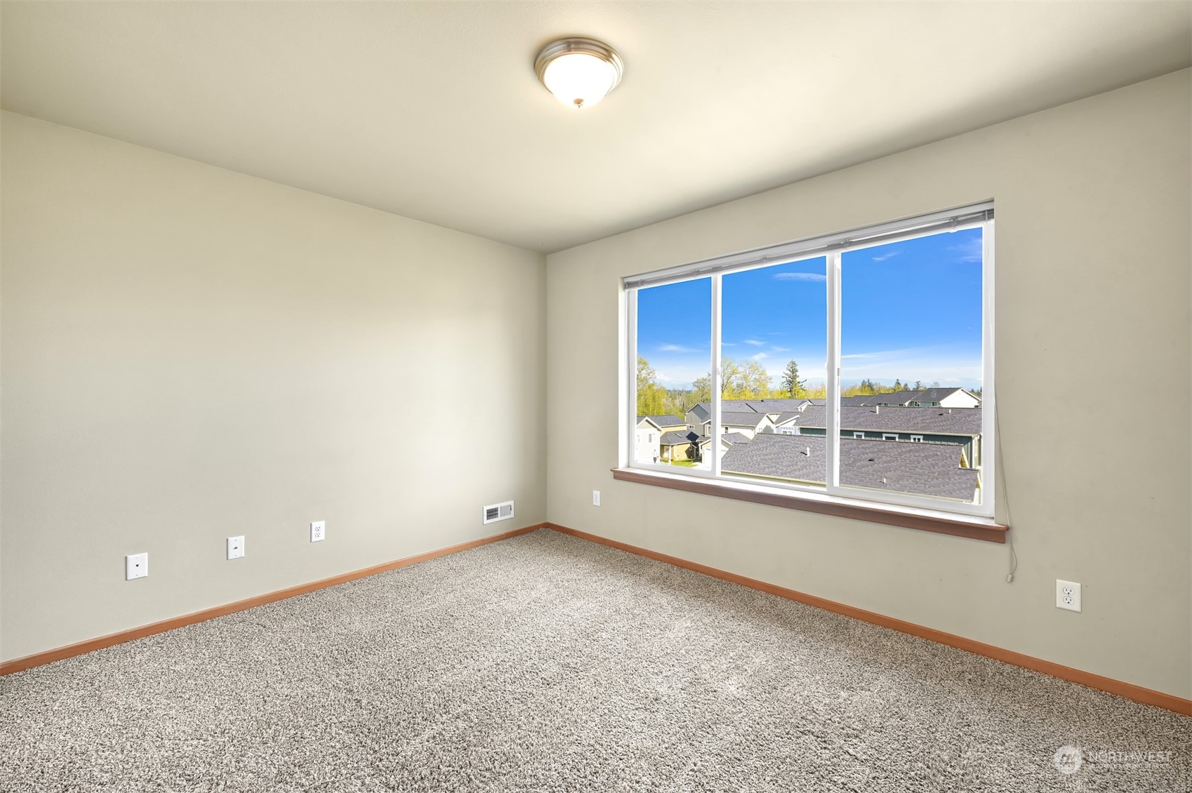 2083 Roxy Loop Ferndale, WA 98248 - Photo 26 of 37 Gallery Image 26