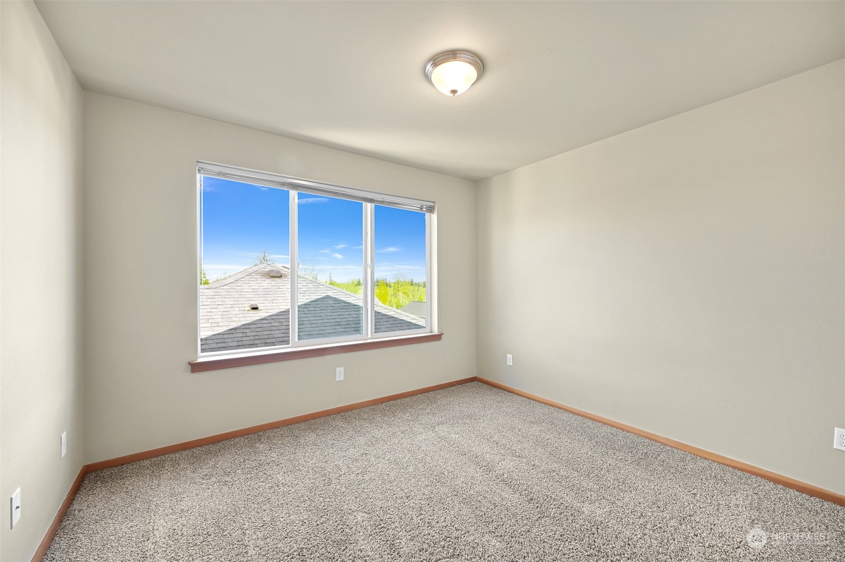 2083 Roxy Loop Ferndale, WA 98248 - Photo 27 of 37 Gallery Image 27