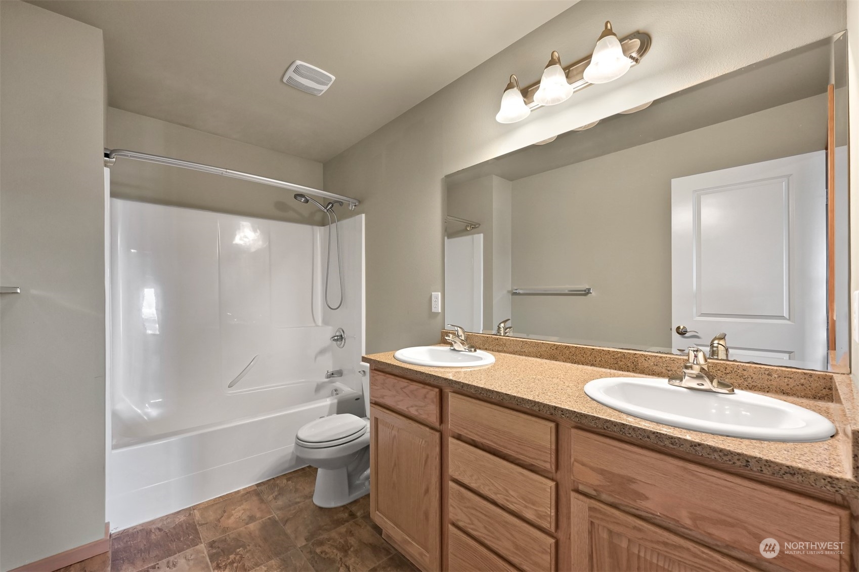 2083 Roxy Loop Ferndale, WA 98248 - Photo 28 of 37 Gallery Image 28