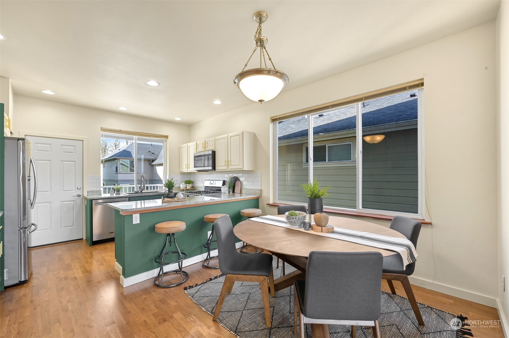 2083 Roxy Loop Ferndale, WA 98248 - Photo 9 of 37 Gallery Image 9