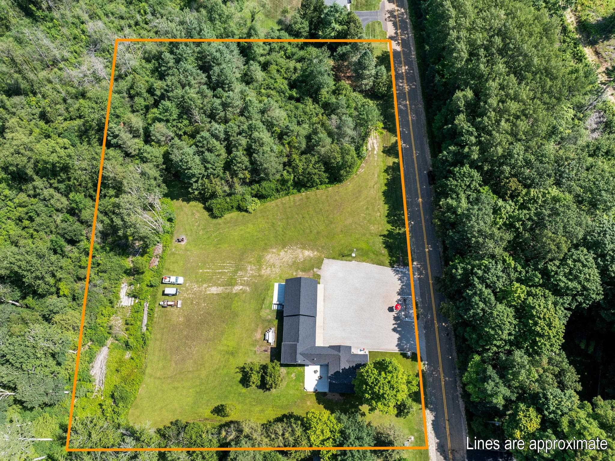 9705 East Carter Road Traverse City, MI 49684 - Photo 9 of 58 Gallery Image 9