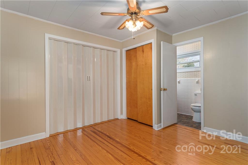 467 Morgan Road Candler, NC 28715 - Photo 11 of 22 Gallery Image 11