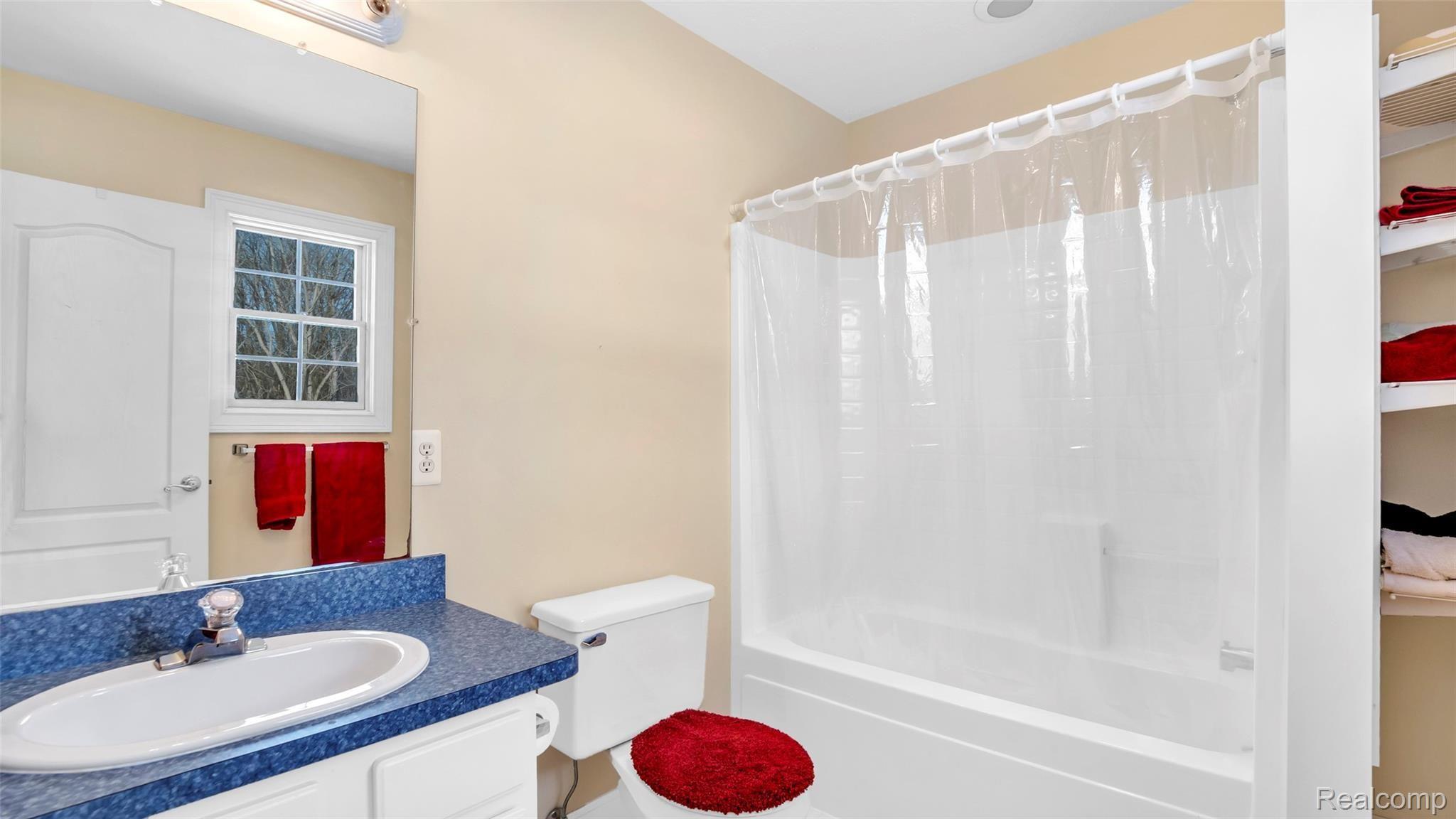 4181 East Carpenter Road Flint, MI 48506 - Photo 35 of 55 4181-e-Carpenter-Rd-WindowStill-Real-Estate-Photography-32.jpg