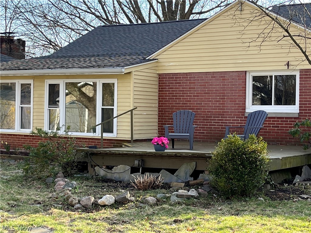 534 Overwood Road Akron, OH 44313 - Photo 29 of 30 View of backside of home with deck