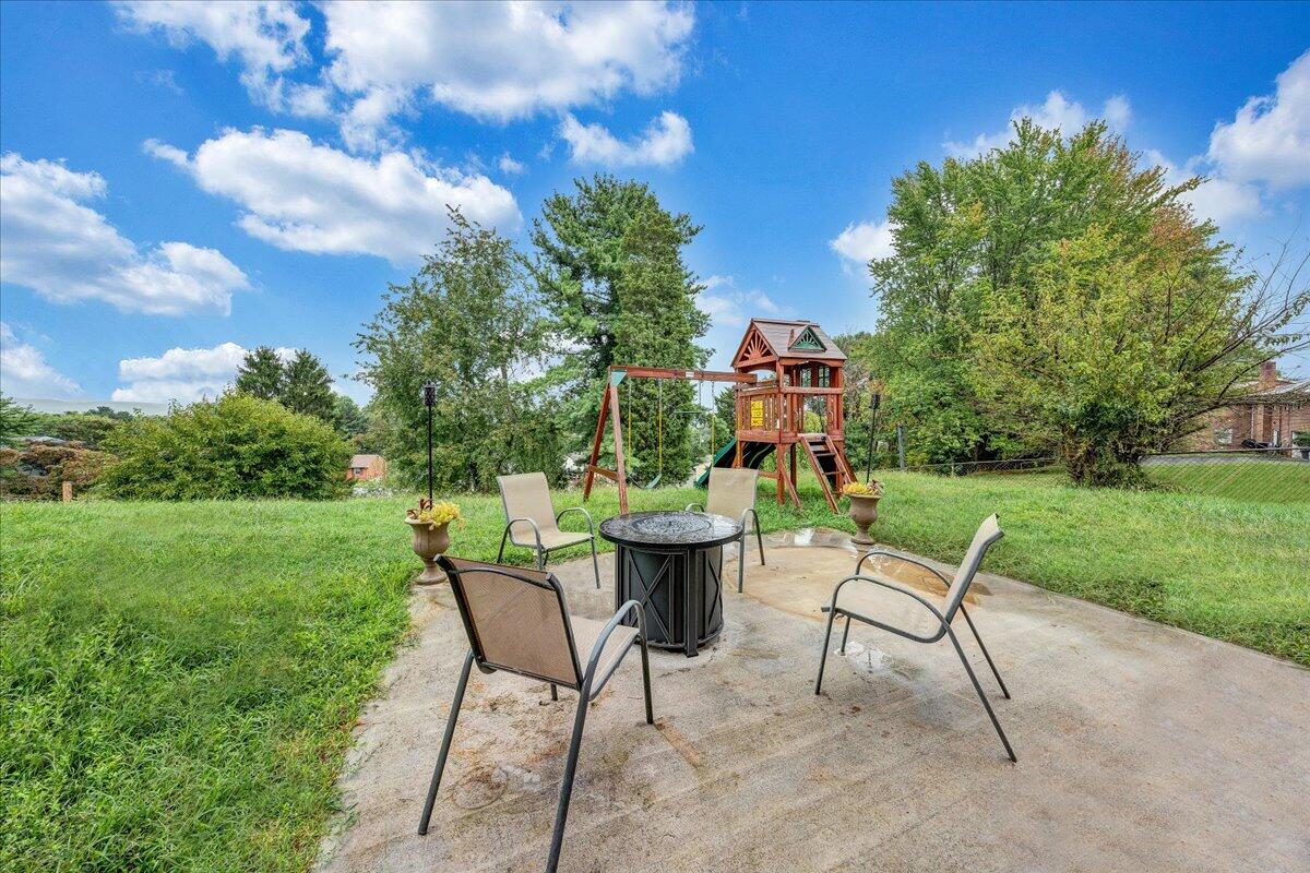 640 Olney Road Vinton, VA 24179 - Photo 34 of 39 640 Olney Rd