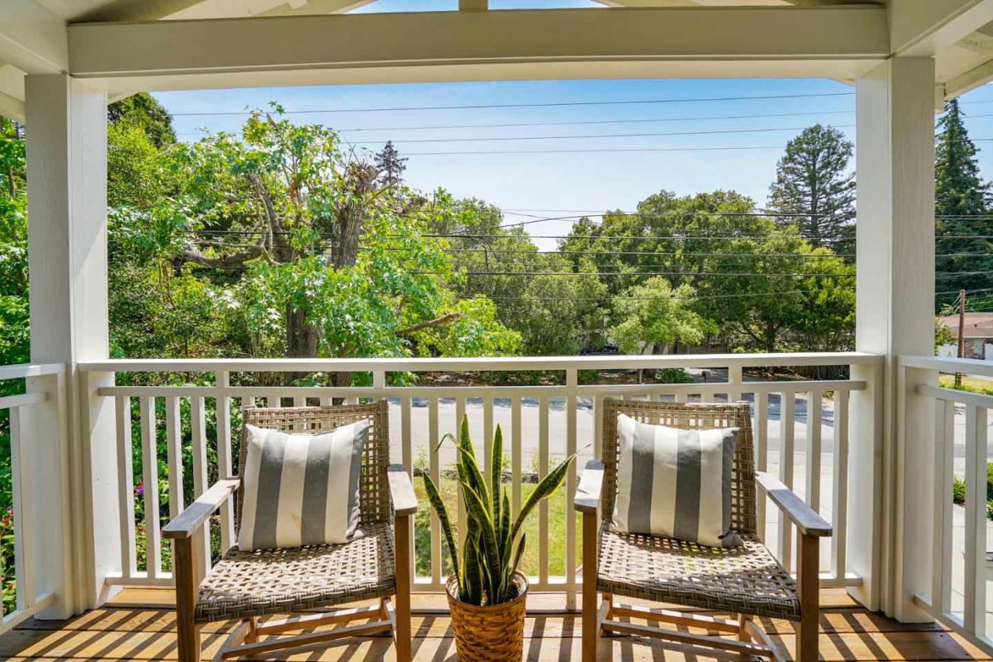 732 Newhall Road Burlingame, CA 94010 - Photo 24 of 33 Gallery Image 24