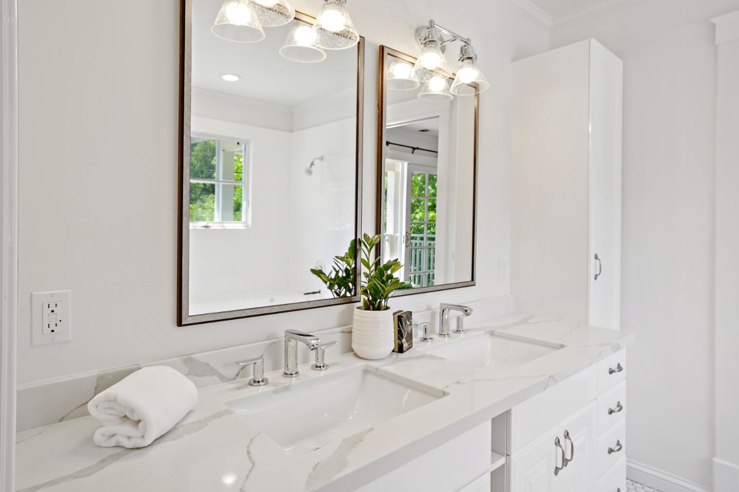 732 Newhall Road Burlingame, CA 94010 - Photo 28 of 33 Gallery Image 28