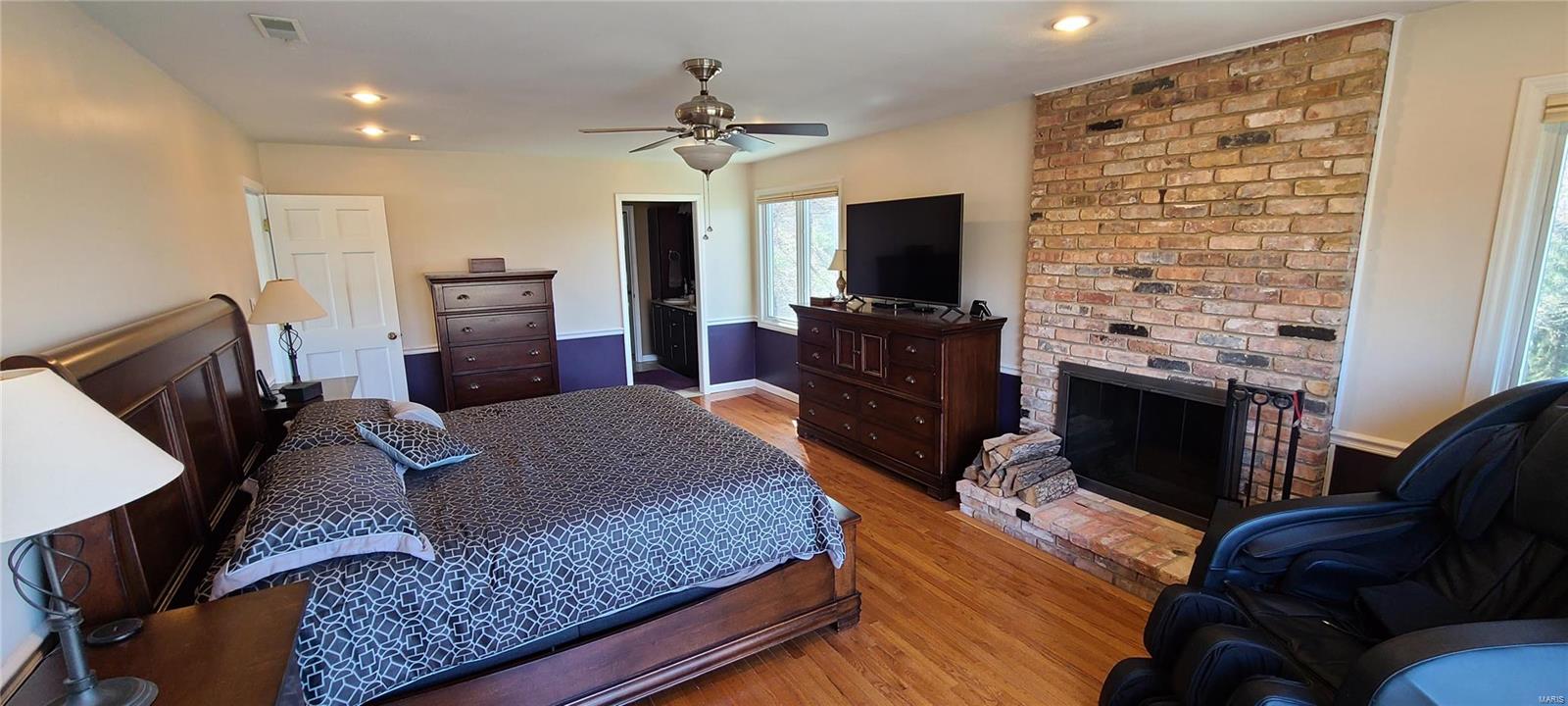 1654 Trotting Trail Road Chesterfield, MO 63005 - Photo 13 of 25 Gallery Image 13